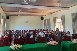 Hội LHPN huyện Đắk Glong phối hợp tổ chức lớp bồi dưỡng LLCT và nghiệp vụ dành cho cán bộ Hội cơ sở năm 2023