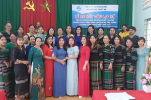 Hội LHPN xã Thuận An, huyện Đắk Mil ra mắt câu lạc bộ  “Phụ nữ tham gia bảo vệ biên giới”
