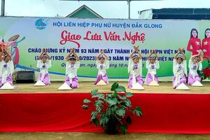 Hội LHPN huyện Đắk Glong tổ chức chương trình Giao lưu văn nghệ chào mừng kỷ niệm 93 năm Ngày thành lập Hội LHPN Việt Nam 20/10