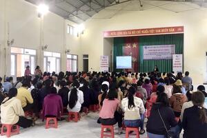 Hội LHPN huyện Đắk Glong tổ chức chiến dịch truyền thông xoá bỏ định kiến giới, khuôn mẫu giới, xây dựng môi trường an toàn cho phụ nữ và trẻ em