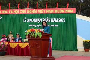 Hội LHPN huyện Đắk Rlấp đồng hành cùng tân binh lên đường nhập ngũ